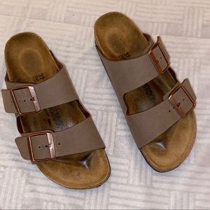 Size 6-6 1/2 Birkenstock’s